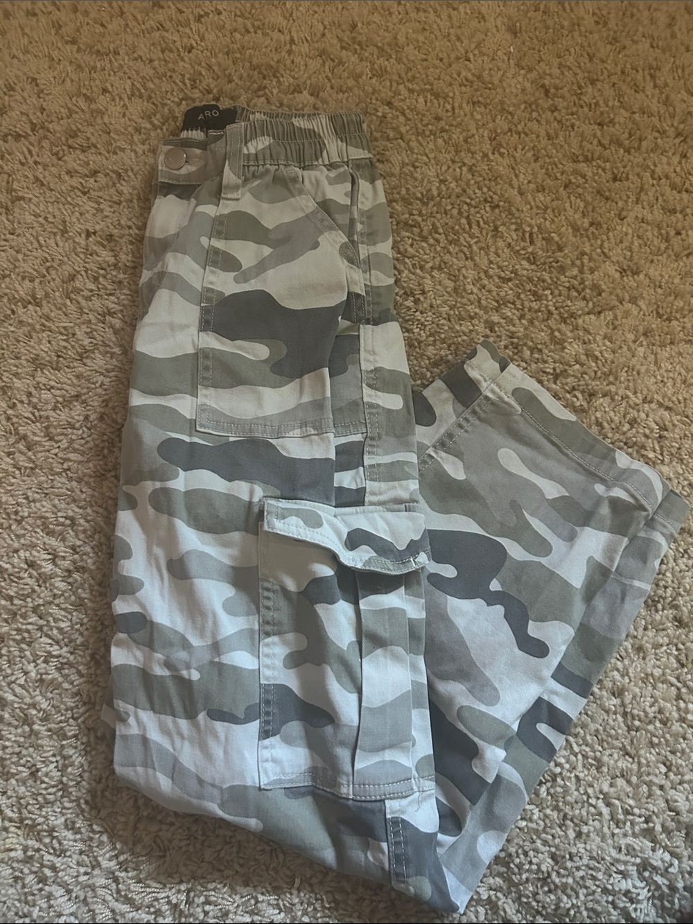 Aeropostale Women's Straight Leg Camo Cargo Pants - Gray & Green